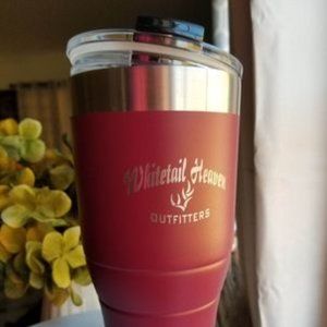 WHITETAIL HEAVEN ( BISON TUMBLER ) Red & silver
